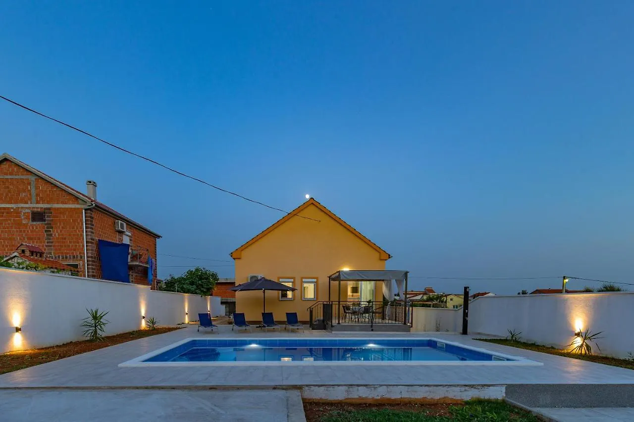 Villa Family And Friends Private Heated Pool With Jacuzzi Zadar 0*,