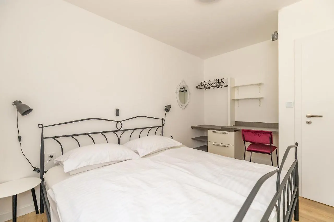 Villa Family And Friends Private Heated Pool With Jacuzzi Zadar